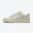 Nike Dunk Low “Light Bone”