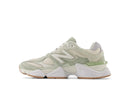 Tênis New Balance 9060 Garter Snake Pearl Grey Verde