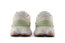 Tênis New Balance 9060 Garter Snake Pearl Grey Verde